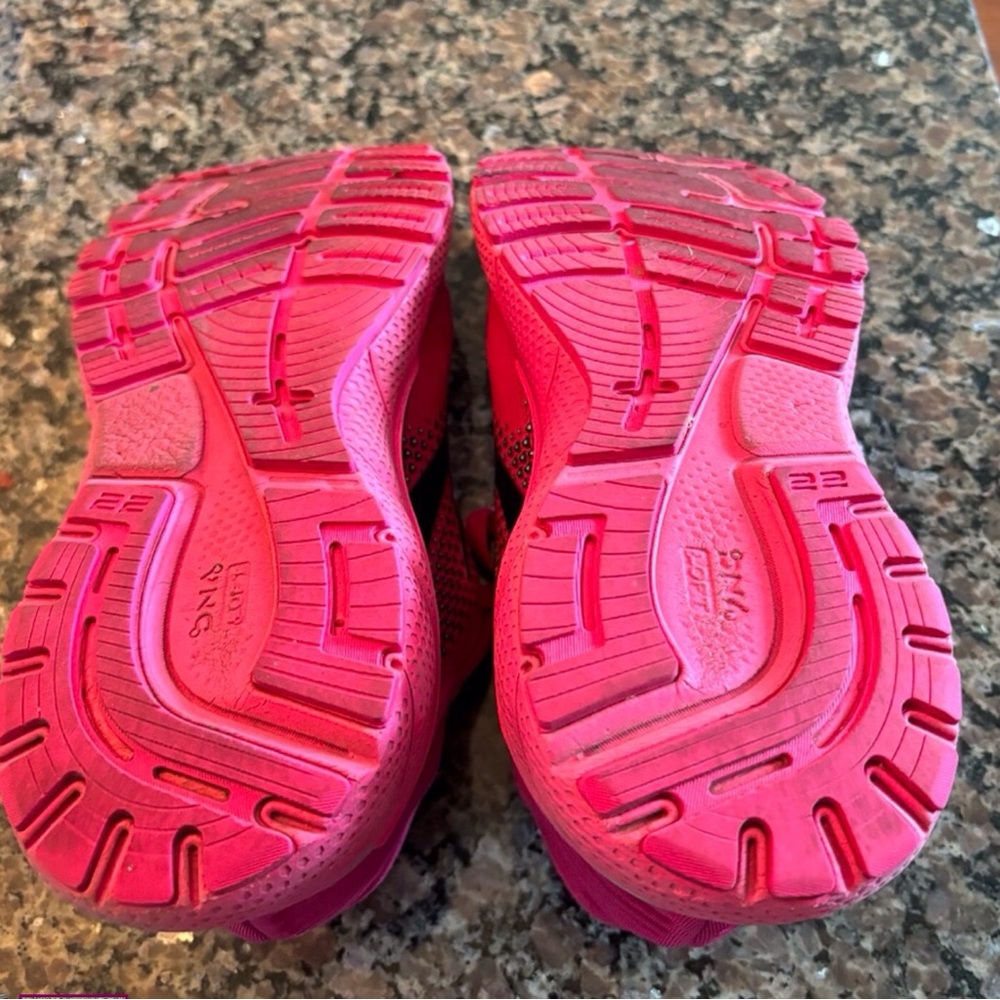 Brooks Women's Hot Pink Adrenaline Running Shoes - Picture 3 of 3